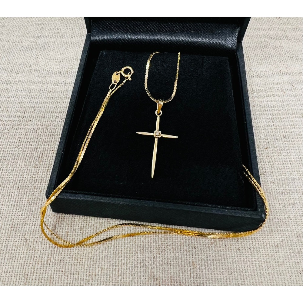 14K Yellow Gold Diamond Italian Chain Cross Pendant Necklace